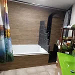 El Hogar Del Castanar - En *